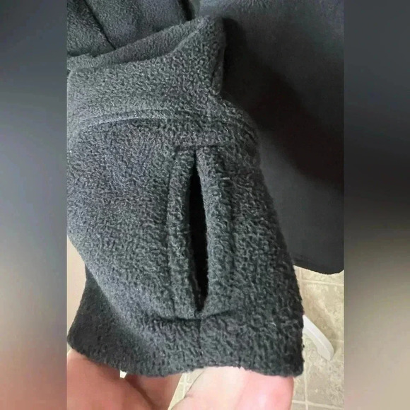 EUC Old Navy Go-Warm Performance Fleece Full Zip Jacket, Black, Size 2X (20/22) - Picture 4 of 7